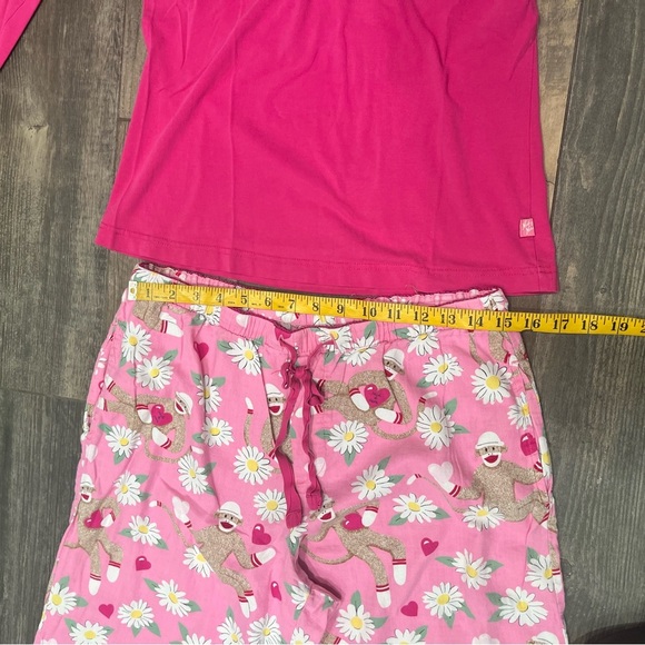 Nick & Nora Sock Monkey Daisy Heart Flannel Pajama Lounge Set Medium Pink - Picture 6 of 9